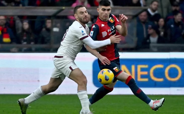 Johan Vásquez, sólido los 90 minutos en el empate entre Genoa y Torino