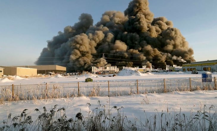 Se incendia almacén de Wildberries en San Petersburgo