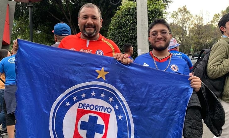 Aficionados de Cruz Azul, nostálgicos por su regreso al estadio Ciudad de los Deportes