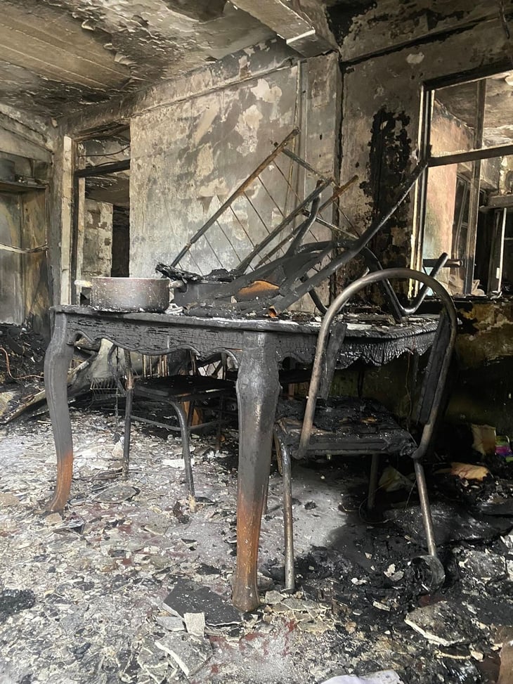 Familia que perdió su casa en incendio realiza rifas con causa