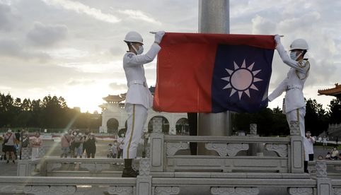 Taiwán afirma que 6 globos chinos cruzaron su espacio aéreo, detecta barcos y aviones militares