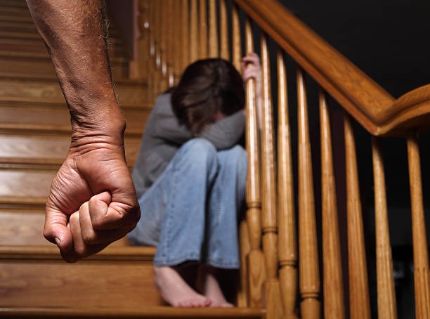 En Saltillo, durante el 2023, los delitos de violencia familiar y robo fueron los únicos que no experimentaron una disminución