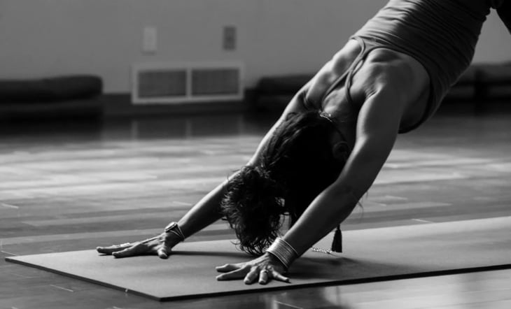 Rutina de yoga para aliviar el dolor de espalda