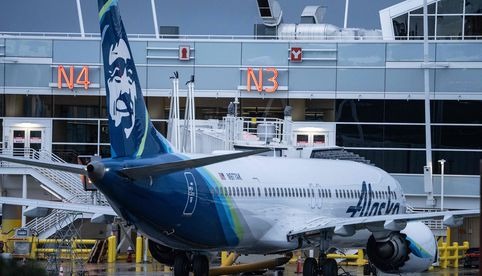 Boeing: Alaska Airlines estima en 150 mdd el impacto por suspensión del avión 737 MAX 9