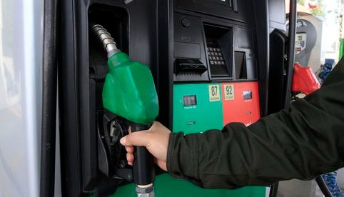 AMLO: Hemos cumplido con no aumentar los precios de las gasolinas en términos reales y han disminuido