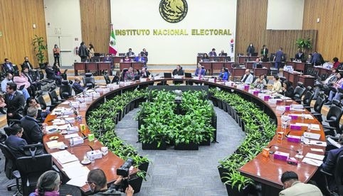 Ordena INE retiro de publicaciones en redes sociales de Presidencia, Samuel García y MC