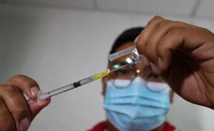 Quién recibirá vacuna Patria contra Covid-19 avalada por COFEPRIS en México
