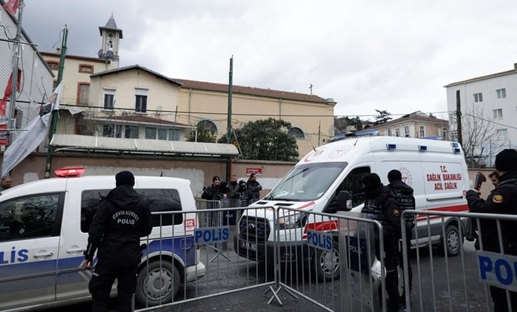 Tiroteo durante la misa en una iglesia católica de Estambul deja un muerto
