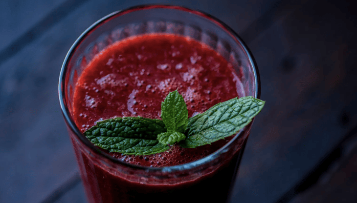 Beneficios de incorporar jugo de betabel y zanahoria en tu rutina diaria