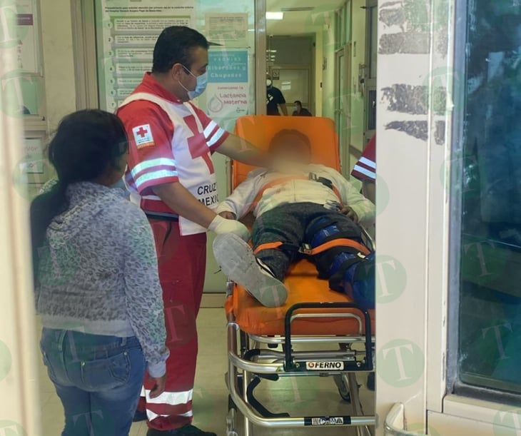 Accidente en motocicleta deja a niño con severa herida en un pie 