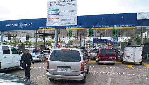 Aduanas suspende operaciones en Nuevo Laredo por fallas en sistema