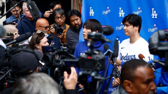 Ohtani dice que se siente un novato de nuevo con Dodgers