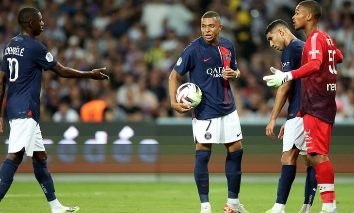 París Saint-Germain mandó a la banca a Mbappé tras anunciar su salida del club