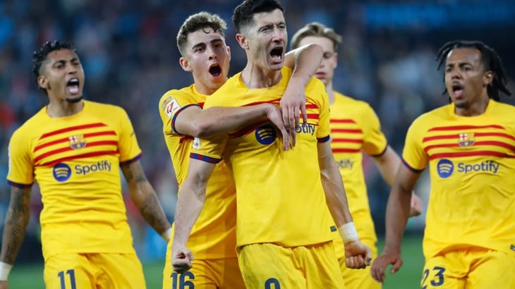 El FC Barcelona rescató victoria 'in extremis' ante el Celta con doblete de Robert Lewandowski