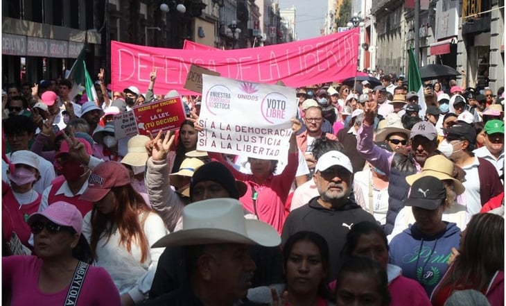 '¡Democracia sí, dictadura no!'; cientos marchan desde Chihuahua hasta Tabasco