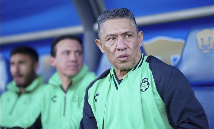 Pumas, el villano favorito de Nacho Ambriz en sus debuts como entrenador en la Liga MX