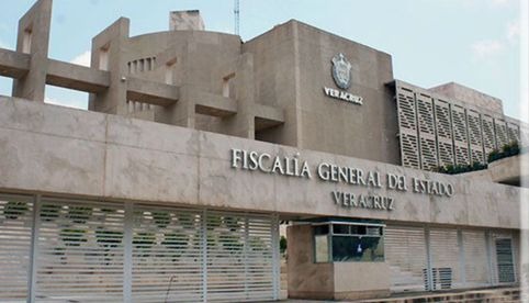 Agentes de la Fiscalía de Veracruz detienen a 5 de sus propios compañeros