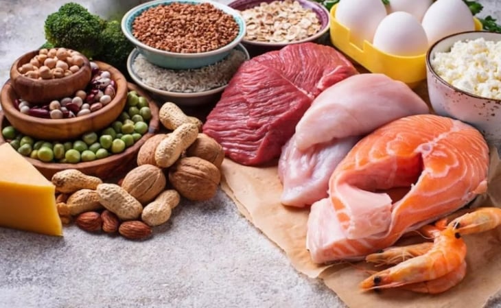 La verdad sobre las dietas altas en proteínas: Beneficios y riesgos
