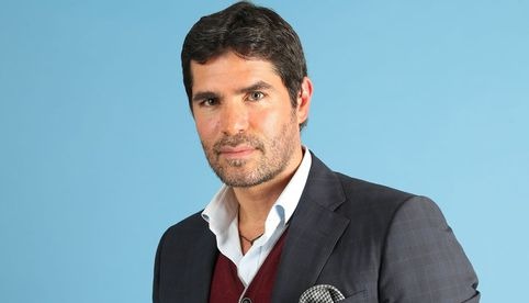 Eduardo Verástegui se registra ahora como candidato independiente ante el INE