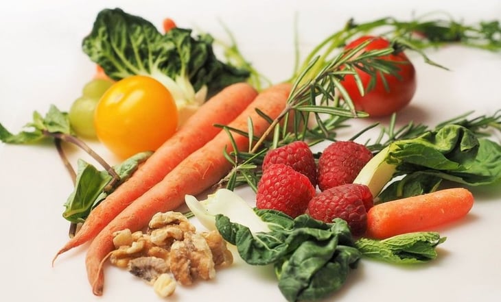 La verdura que aporta hierro y vitamina C para prevenir anemia
