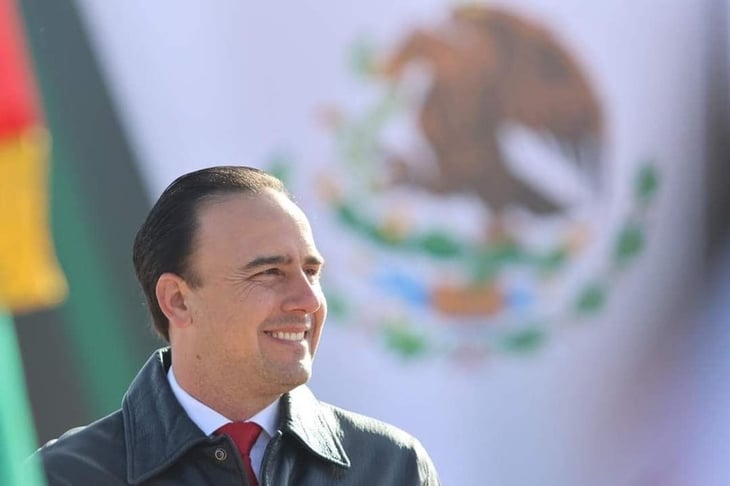 Manolo Jiménez impulsa la construcción de la grandeza de Coahuila y México