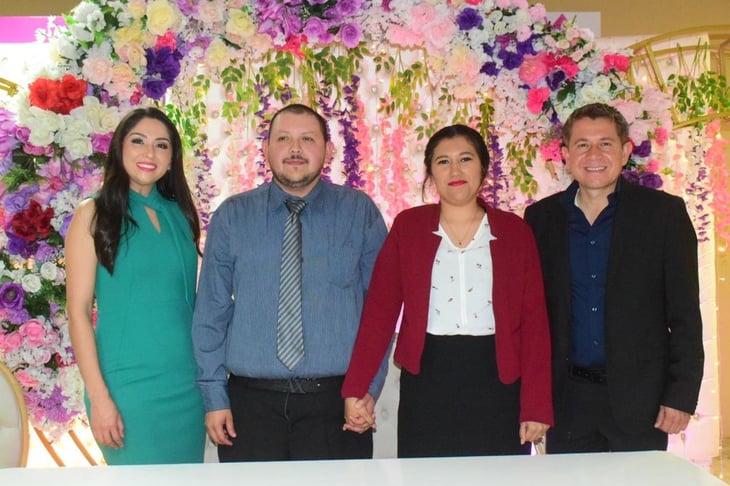 18 parejas de San Buena legalizan unión en 'Bodas Comunitarias'