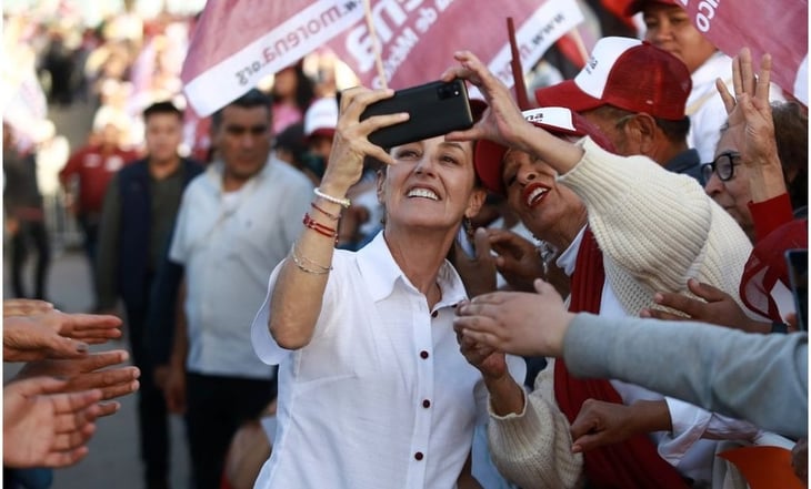 Sheinbaum cierra mitin con lámparas de celulares en Juárez; llama a concretar el 'Plan C'