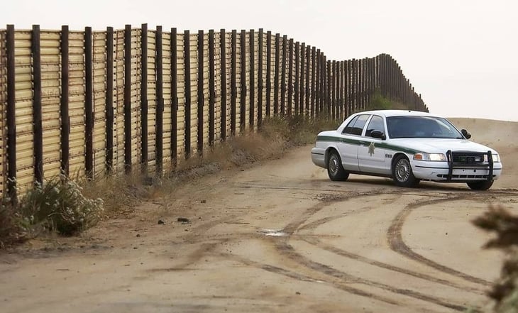 Contabilizan 11 personas lesionadas tras intentar saltar el muro en la frontera entre Tijuana y San Diego durante el fin de semana