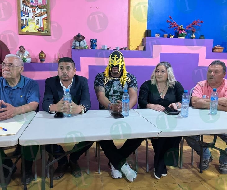 Presentan cartelera de Lucha Libre Profesional en Monclova