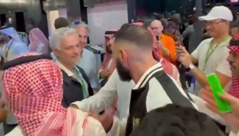 VIDEO: Mourinho y Karim Benzema se reencuentran en el GP de Arabia Saudita