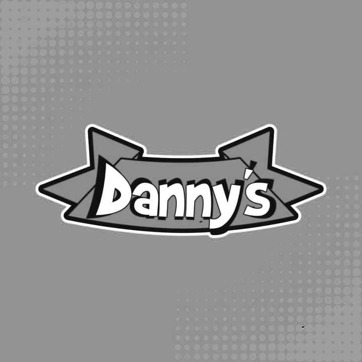  Empleados de Danny's se desahogan por malos tratos   