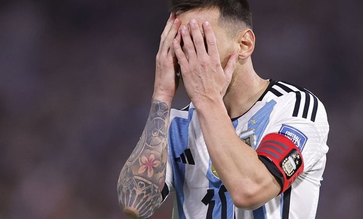 Lionel Messi podría perderse los próximos partidos de Argentina, tras sufrir una lesión