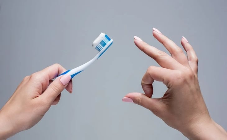 La manera correcta en que te debes lavar los dientes, según la UNAM