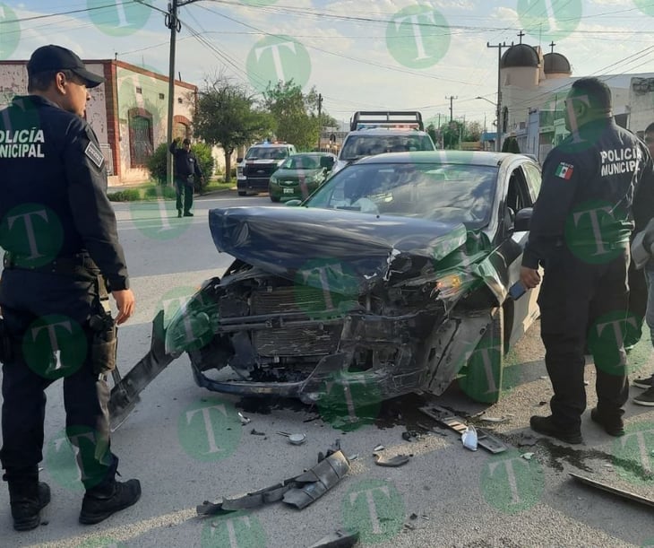Fuerte choque en la Zona Centro de Frontera deja dos personas lesionadas 