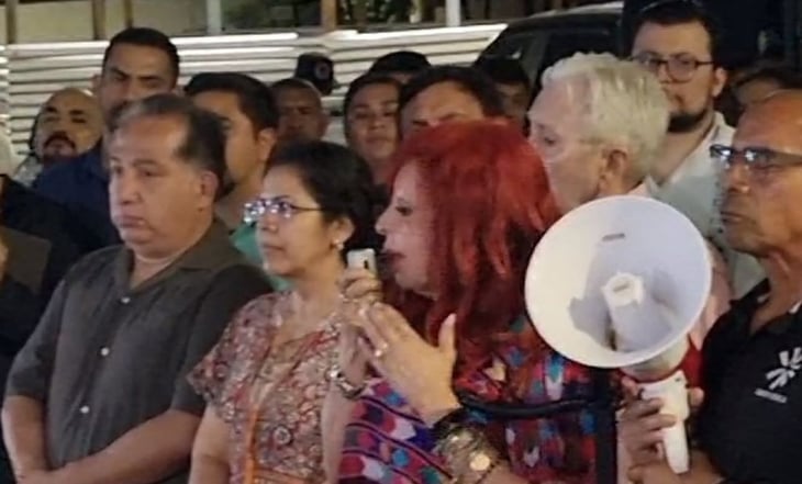 Layda Sansores responde a policías sobre renuncia de Marcela Muñoz
