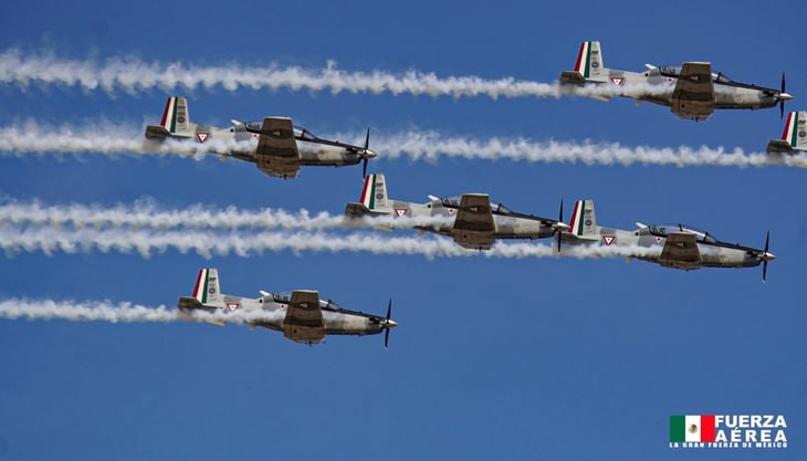 Fuerza Aérea Mexicana vuela en Del Río, TX