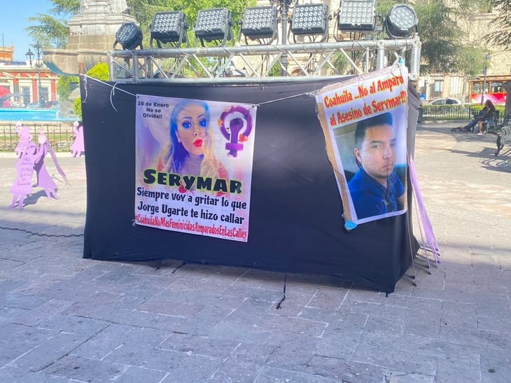 A punto de salir otro feminicida, protestan en la Plaza de Armas