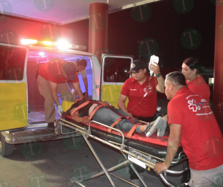 Joven mujer resulta lesionada tras caída de motoneta en la colonia Eliseo Mendoza