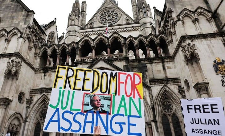 Cuando Scotland Yard entró a embajada ecuatoriana en Londres por caso Assange, pero con autorización