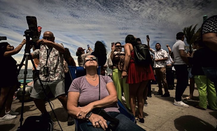 Mujer de 80 años muere tras caer de la azotea de su casa en Mazatlán; intentaba ver el eclipse