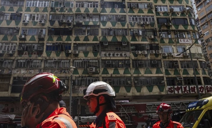 Incendio en edificio residencial de Hong Kong deja al menos 5 muertos y más de 40 heridos