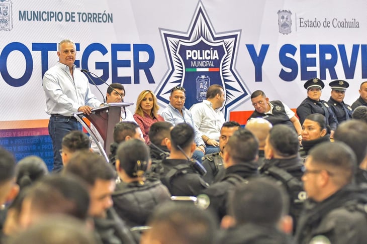 Reconocimiento a elementos de seguridad pública en Torreón