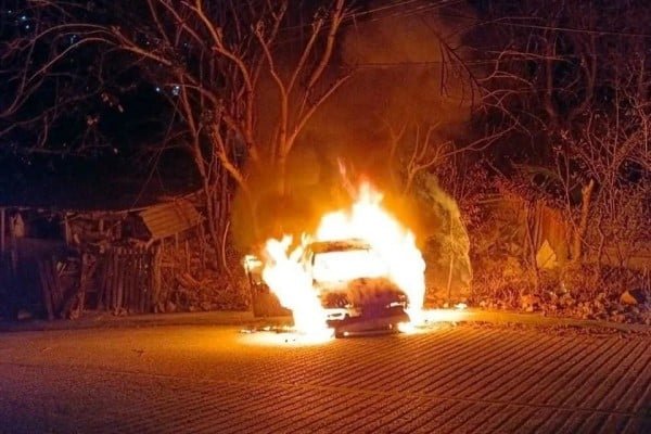 Matan a taxista y queman el auto en Chilpancingo, Guerrero 