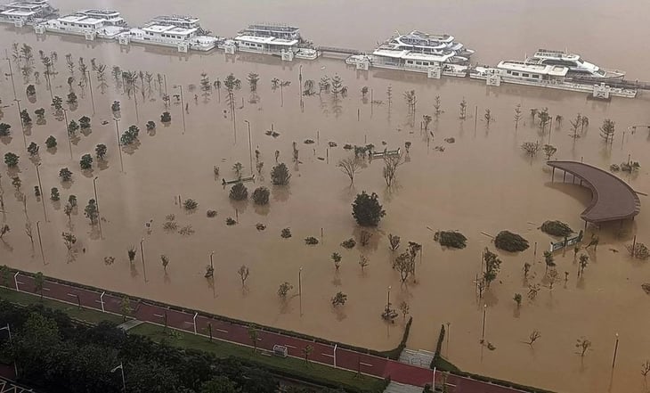 Fuertes lluvias azotan China: dejan 4 muertos, desaparecidos y miles de evacuados