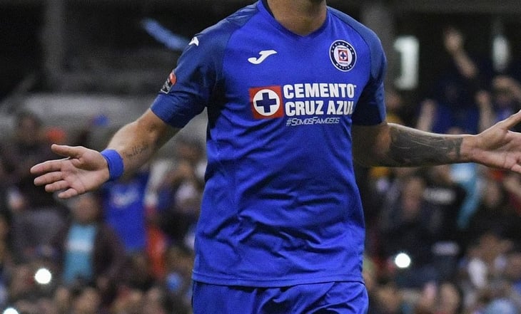 Exjugador de Cruz Azul es agredido con una navaja en pleno partido
