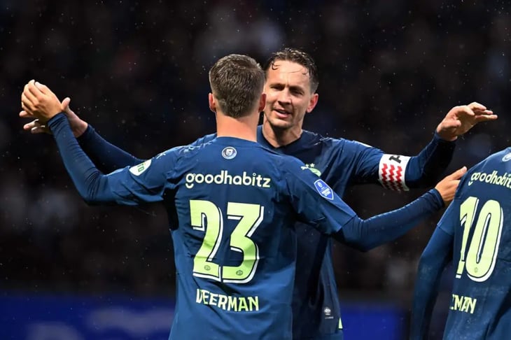 Domina el PSV Eindhoven avasalla al Heerenven y acaricia el título
