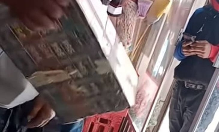 Obliga crimen organizado a comerciantes a vender cigarros robados o de contrabando, acusan