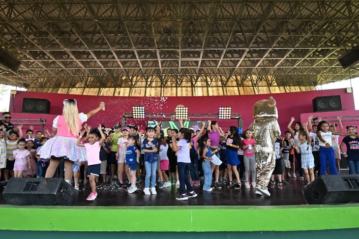 Grupo Industrial Monclova festeja en familia el Día del Niño en Parque Xochipilli I