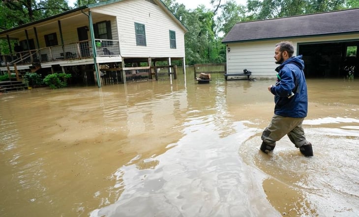 Rescatan a más de 170 personas tras las inundaciones en Texas