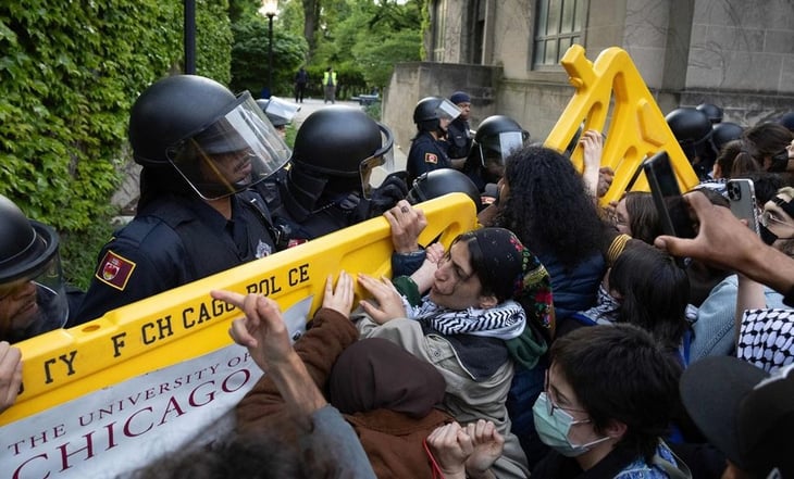 Policía desaloja campamento en la Universidad de Chicago